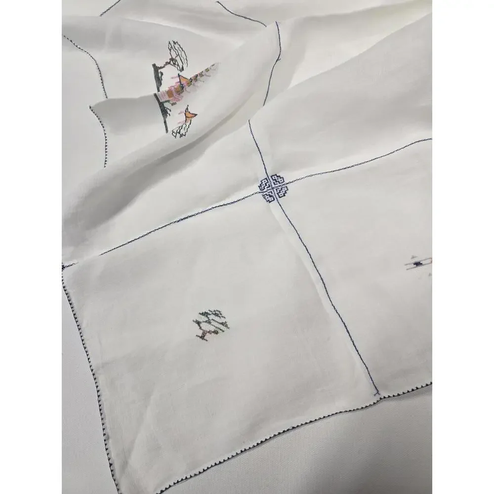 Vintage Exquisite Hand-Embroidered Cotton Linen Table Linen 36